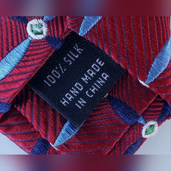 Jos. A Bank Signature Collections Men's Tie 100% Silk - Picture 6 of 9